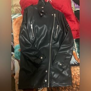 Leather jacket could be used as dress jacket never used / comes with a belt.